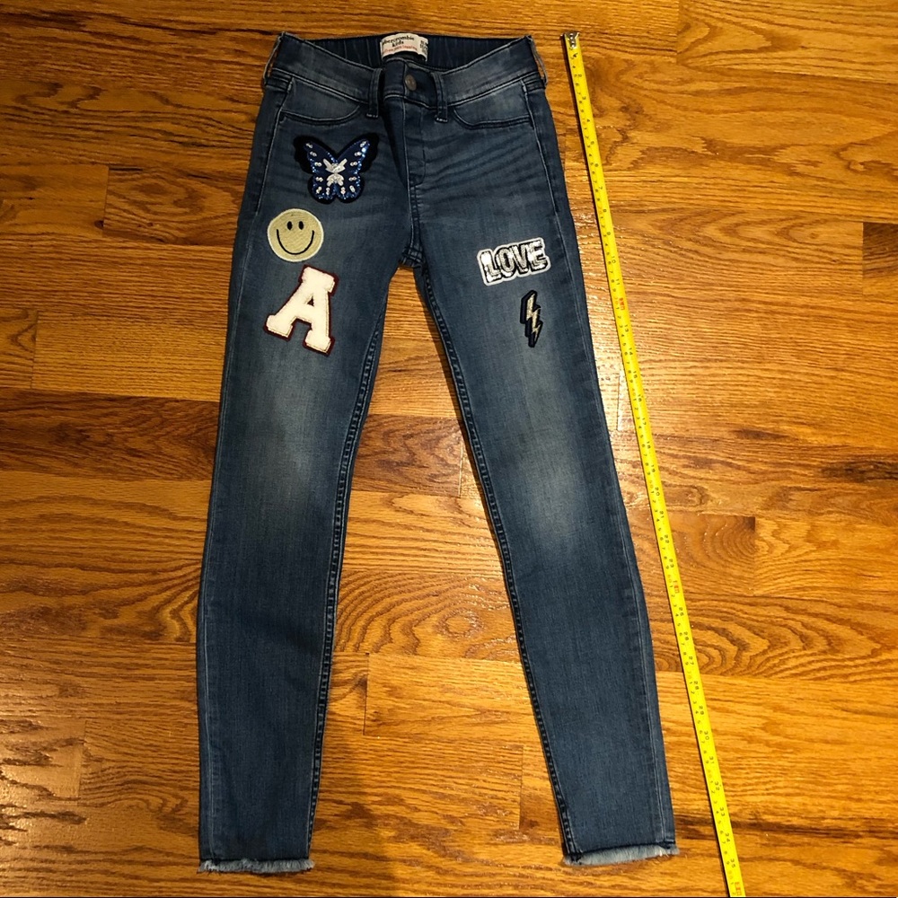 Brand new Abercrombie kids pull on jean legging